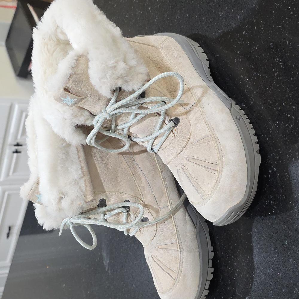 Columbia Lavela Women's Tan Waterproof Winter Boots Size 8